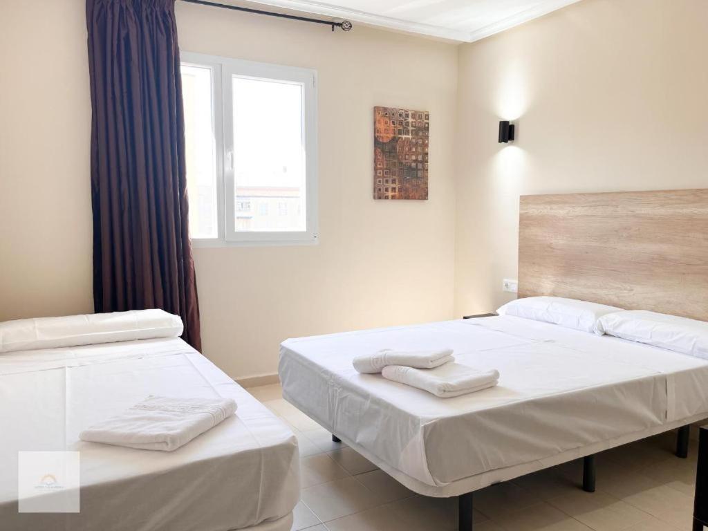 Hotel Marina Elche La Mariña Zewnętrze zdjęcie