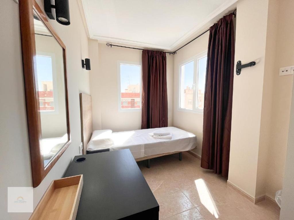 Hotel Marina Elche La Mariña Zewnętrze zdjęcie
